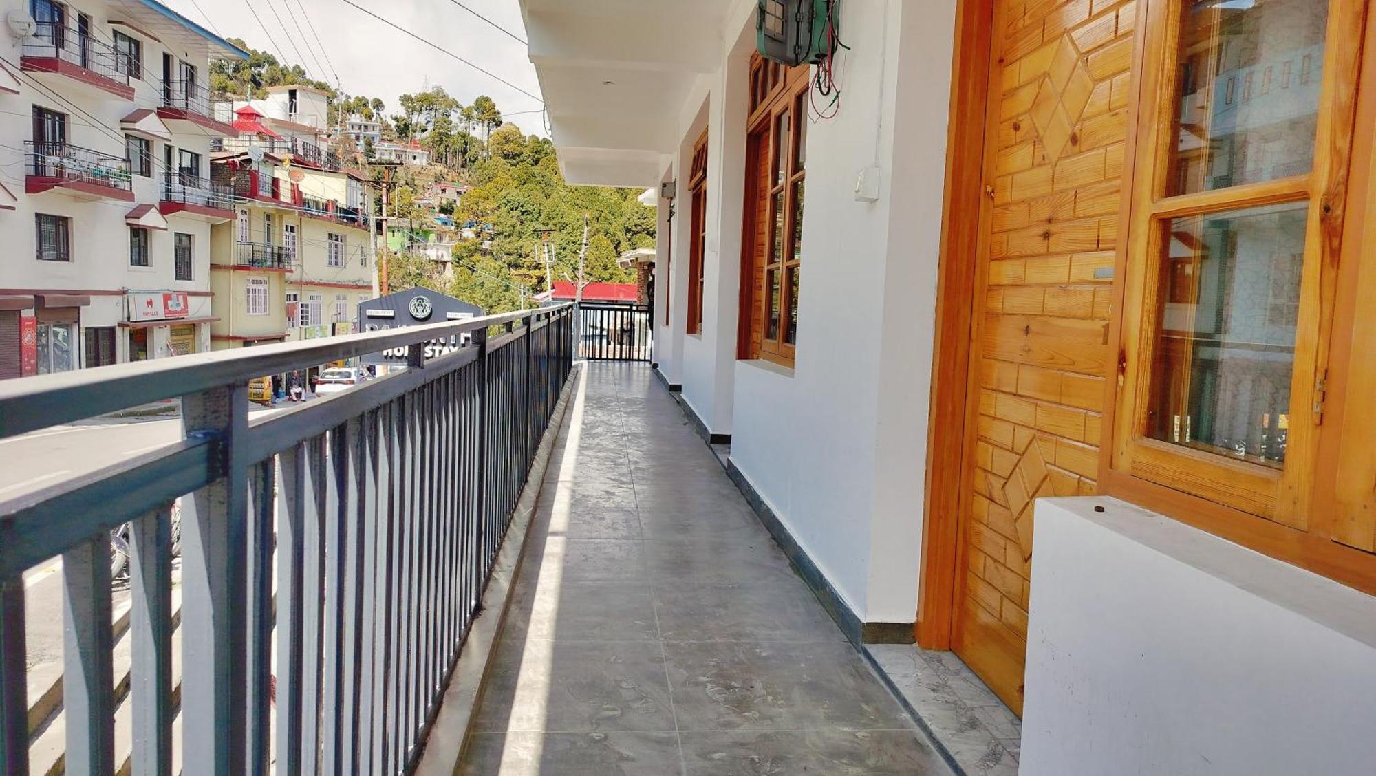 Baikunth Homes Dalhousie Exterior photo
