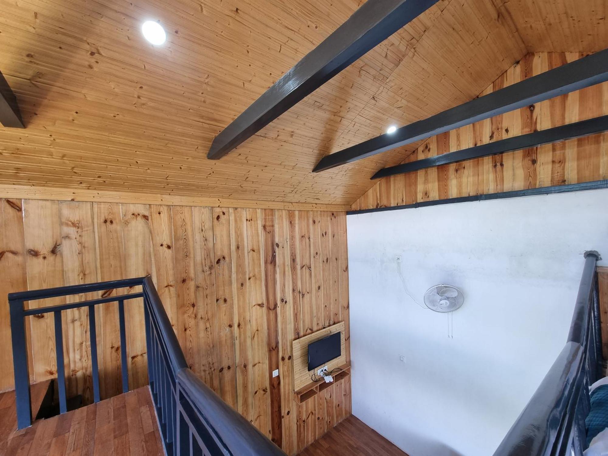 Baikunth Homes Dalhousie Exterior photo