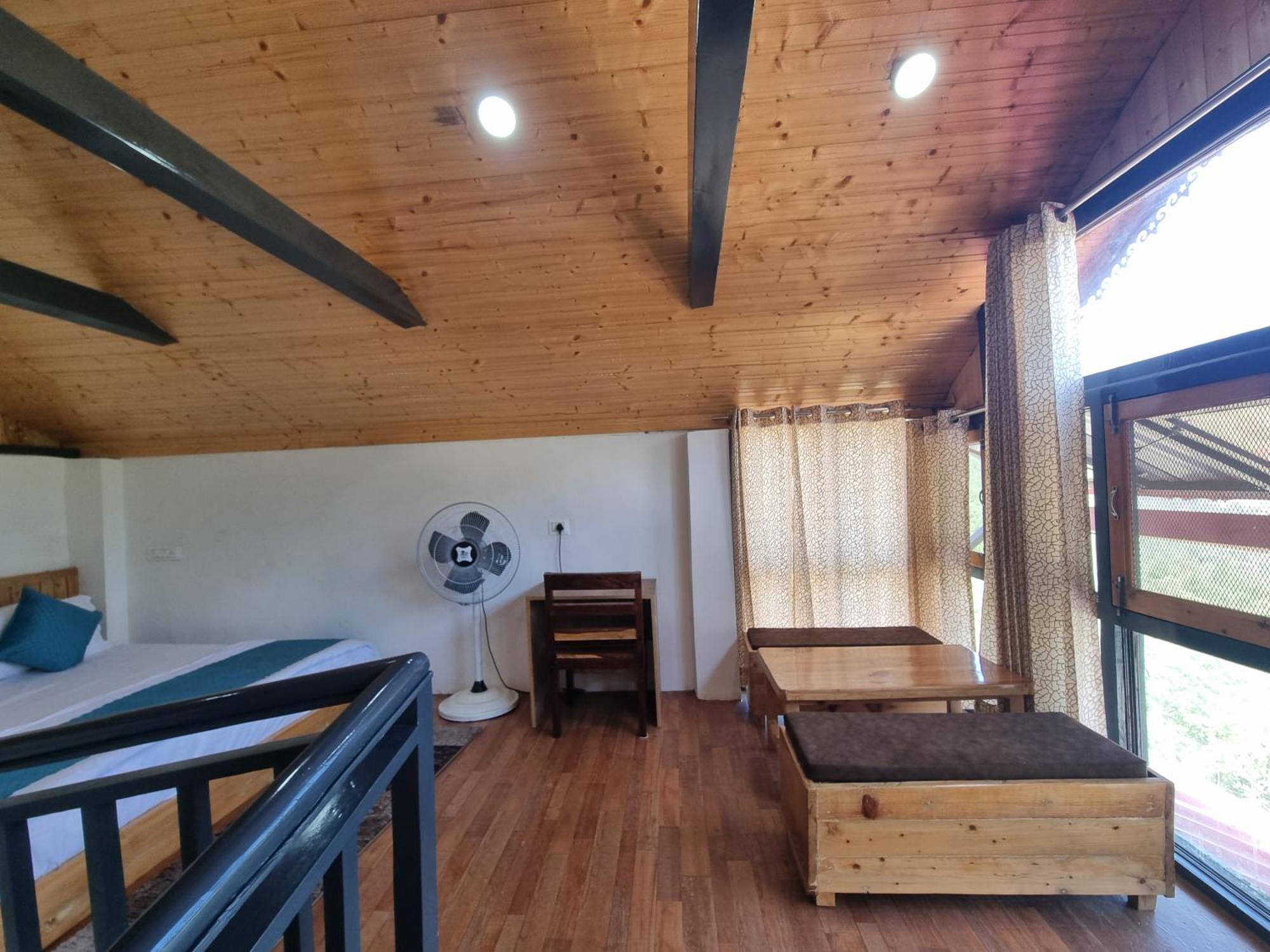 Baikunth Homes Dalhousie Exterior photo