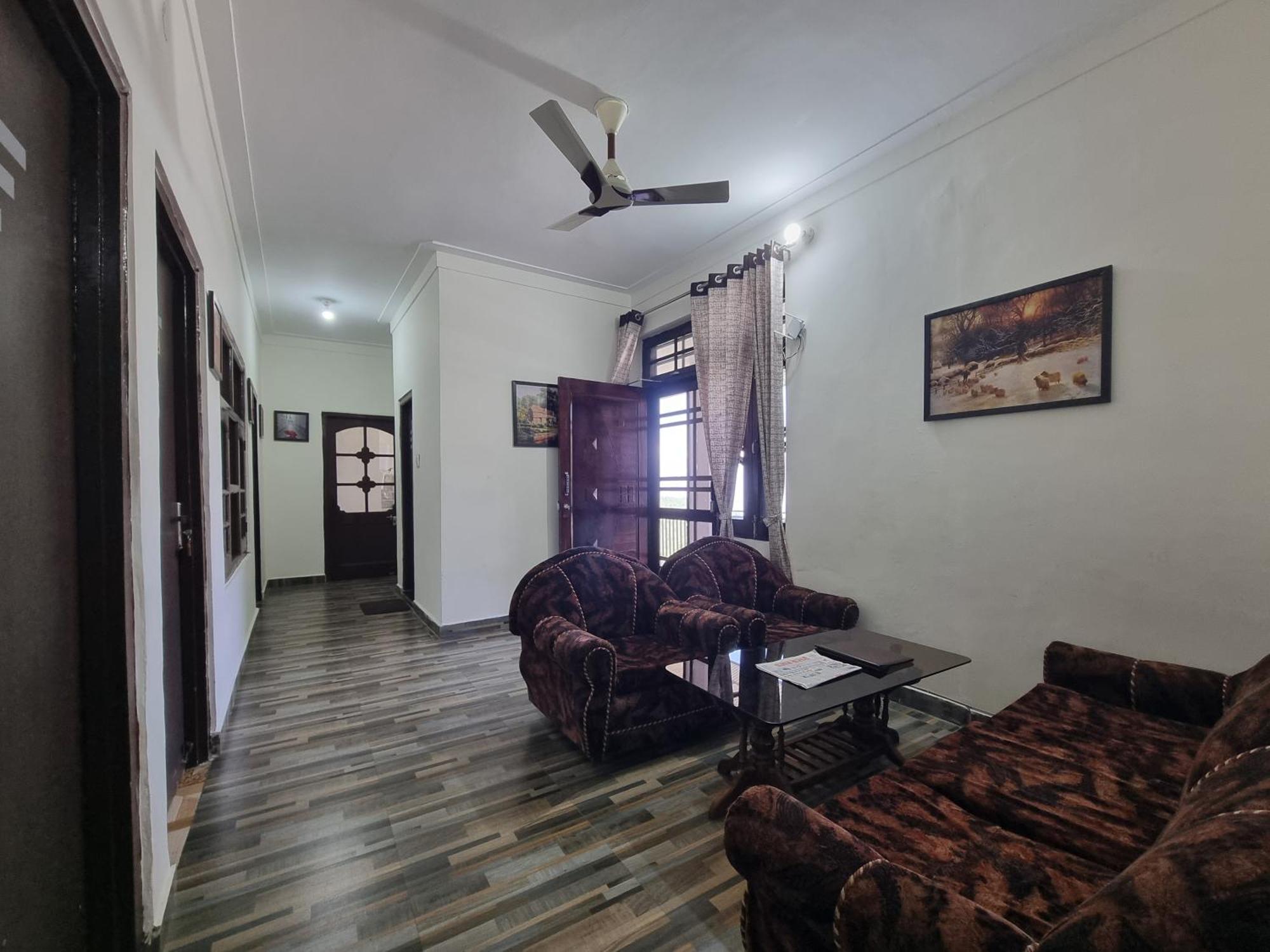 Baikunth Homes Dalhousie Exterior photo